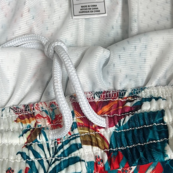 Mitchell & Ness Celtics Tropical Print Basketball Shorts - Picture 5 of 11